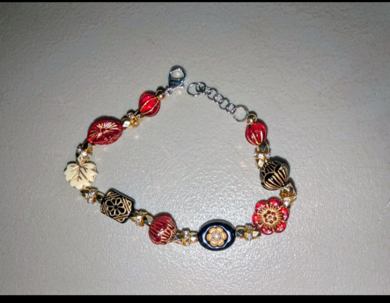 Red baroque bracelet